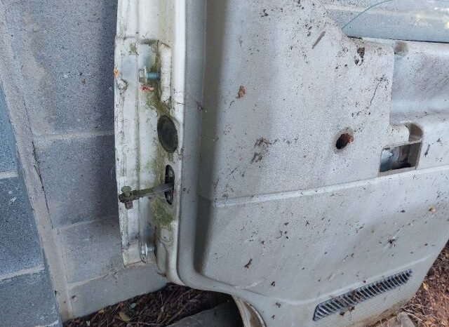 
								VW Jobb első Ajtó (Részeivel) full									