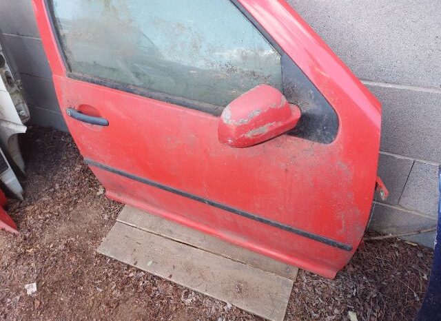 
								VW Jobb első Ajtó (Részeivel) full									