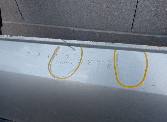 
								SUZUKI Bal hátsó Ajtó (Üres lemez) full									
