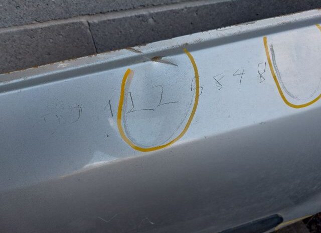 
								SUZUKI Bal hátsó Ajtó (Üres lemez) full									