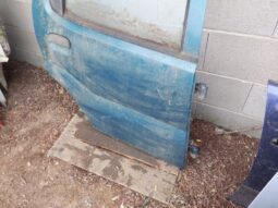 
										SUZUKI Jobb hátsó Ajtó (Részeivel) full									