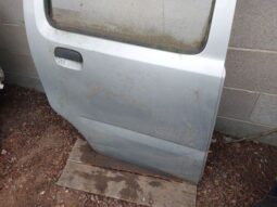 
										SUZUKI Jobb hátsó Ajtó (Részeivel) full									
