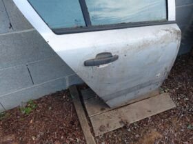 OPEL Jobb hátsó Ajtó (Részeivel)