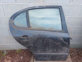 SEAT Jobb hátsó Ajtó (Részeivel)