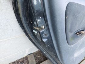 TOYOTA Bal hátsó Ajtó (Részeivel)
