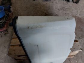 OPEL Jobb Csomagtérajtó (Részeivel)