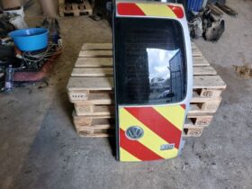 VW Jobb Csomagtérajtó (Részeivel)