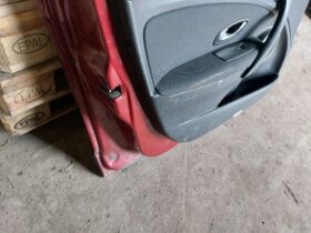RENAULT Bal első Ajtó (Részeivel)