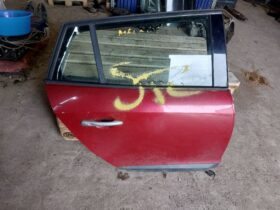 RENAULT Jobb hátsó Ajtó (Részeivel)