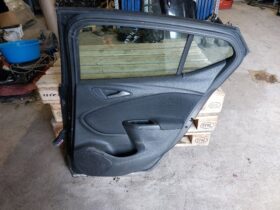 OPEL Jobb hátsó Ajtó (Részeivel)