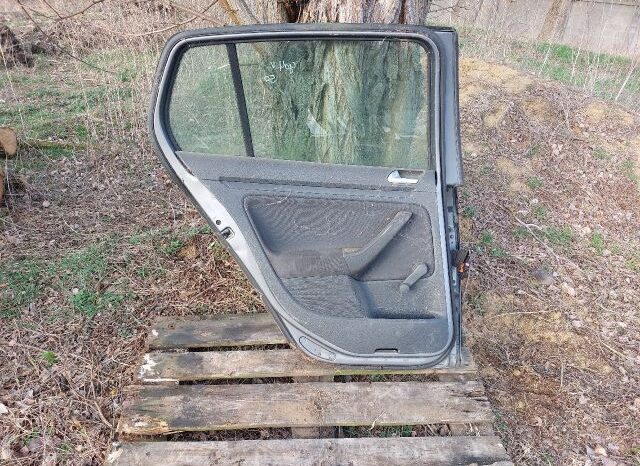 
								VW Bal hátsó Ajtó (Részeivel) full									