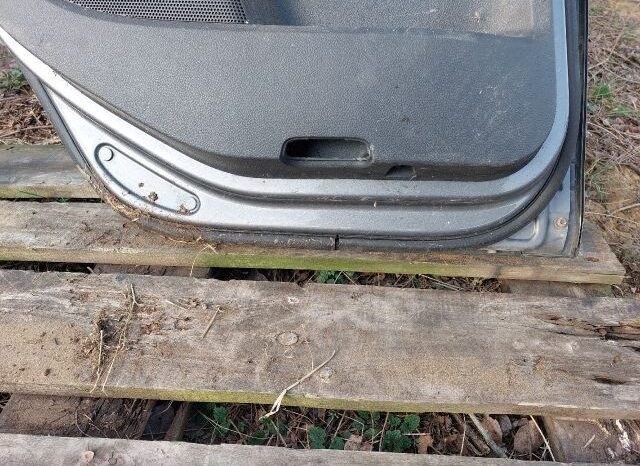 
								VW Bal hátsó Ajtó (Részeivel) full									