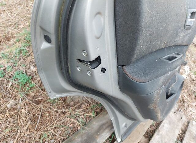 
								NISSAN Bal hátsó Ajtó (Részeivel) full									