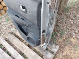 
										NISSAN Bal hátsó Ajtó (Részeivel) full									