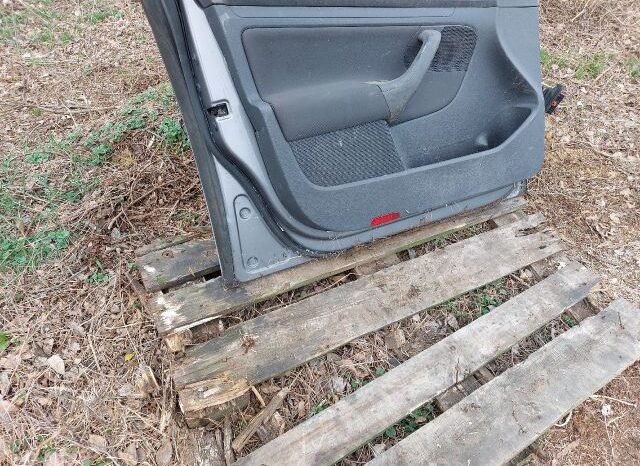 
								VW Bal első Ajtó (Részeivel) full									