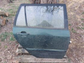 TOYOTA Jobb hátsó Ajtó (Részeivel)