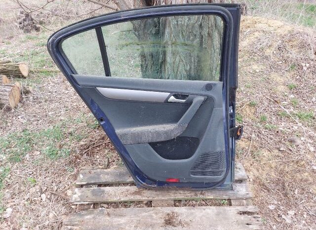 
								VW Bal hátsó Ajtó (Részeivel) full									