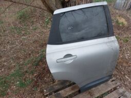 
										NISSAN Jobb hátsó Ajtó (Részeivel) full									