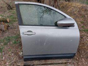 NISSAN Jobb első Ajtó (Részeivel)