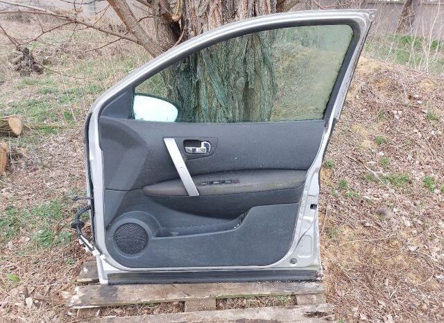 
								NISSAN Jobb első Ajtó (Részeivel) full									