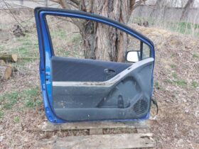 TOYOTA Bal első Ajtó (Részeivel)
