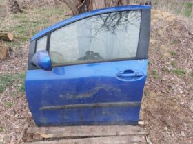 TOYOTA Bal első Ajtó (Részeivel)