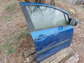 TOYOTA Jobb első Ajtó (Részeivel)