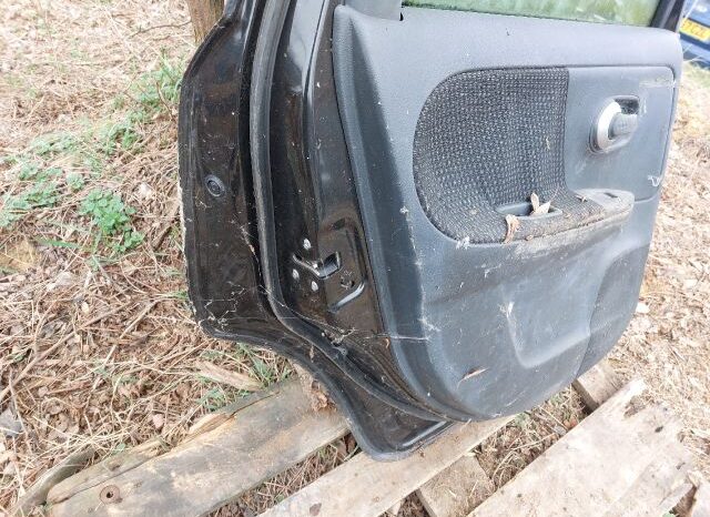 
								NISSAN Bal hátsó Ajtó (Részeivel) full									