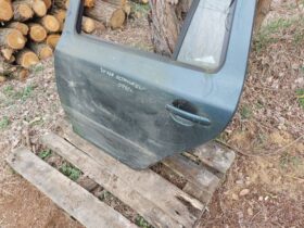 SKODA Bal hátsó Ajtó (Részeivel)