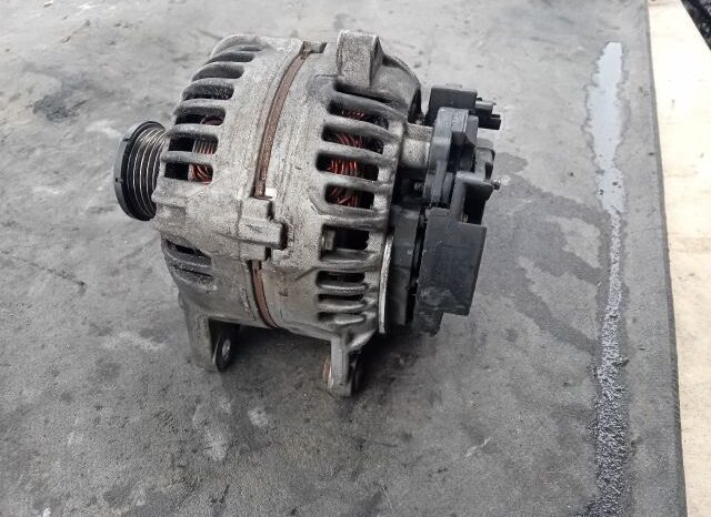 
								RENAULT Generátor full									
