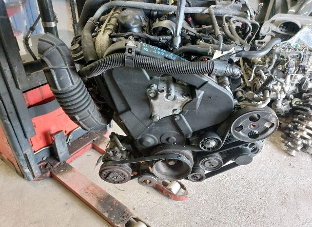 
								SUZUKI Komplett Motor (Segédberendezésekkel) full									