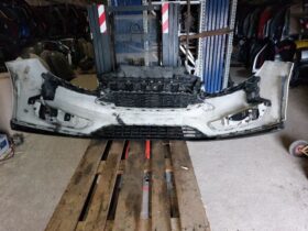 FORD Első Lökhárító (Részeivel)
