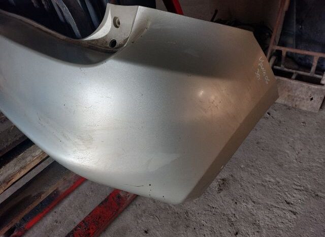 
								TOYOTA Hátsó Lökhárító (Részeivel) full									