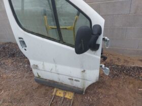 RENAULT Jobb első Ajtó (Részeivel)