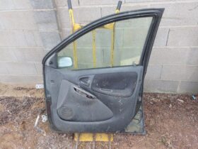 TOYOTA Jobb első Ajtó (Részeivel)