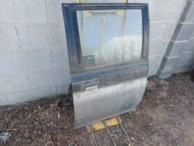 MITSUBISHI Jobb hátsó Ajtó (Részeivel)