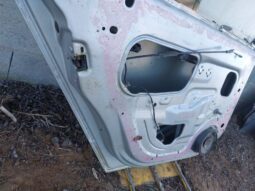 
										OPEL Bal első Ajtó (Részeivel) full									