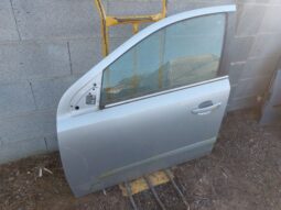 
										OPEL Bal első Ajtó (Részeivel) full									
