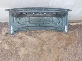 VOLVO Csomagtérajtó (Részeivel)