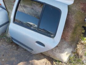 RENAULT Bal hátsó Ajtó (Részeivel)