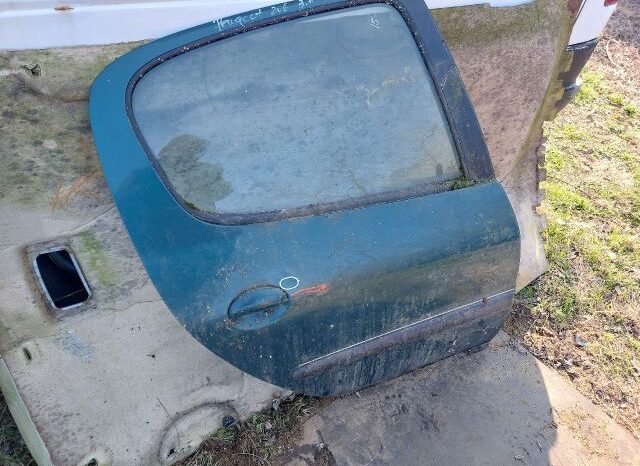 
								PEUGEOT Jobb hátsó Ajtó (Részeivel) full									