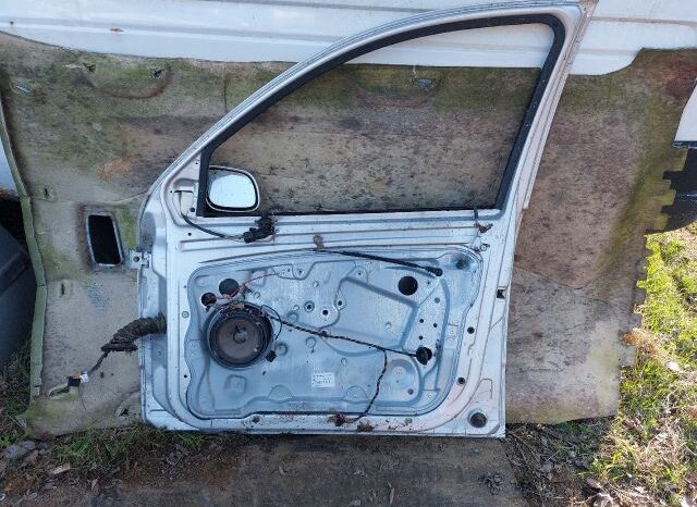 
								SKODA Jobb első Ajtó (Részeivel) full									