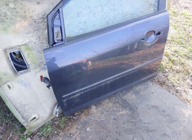 
								FORD Bal első Ajtó (Részeivel) full									