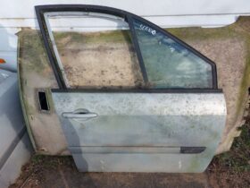 RENAULT Jobb első Ajtó (Részeivel)
