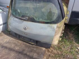 RENAULT Csomagtérajtó (Részeivel)