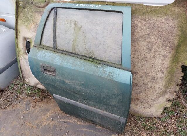 
								OPEL Jobb hátsó Ajtó (Részeivel) full									