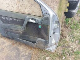 
										OPEL Bal első Ajtó (Részeivel) full									