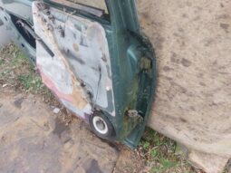 
										OPEL Bal hátsó Ajtó (Részeivel) full									