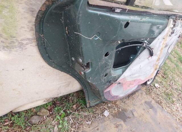 
								OPEL Bal hátsó Ajtó (Részeivel) full									
