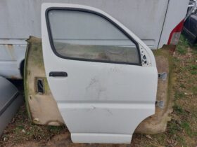 TOYOTA Jobb első Ajtó (Részeivel)
